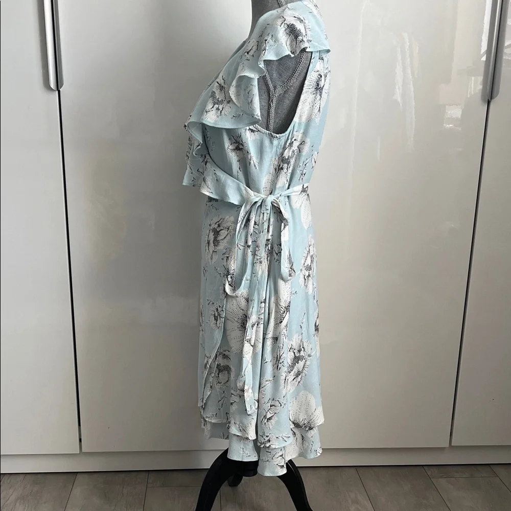 FREE PEOPLE NWOT Floral Ruffle Midi Wrap Dress in Light Blue and White, Size L - Picture 6 of 15